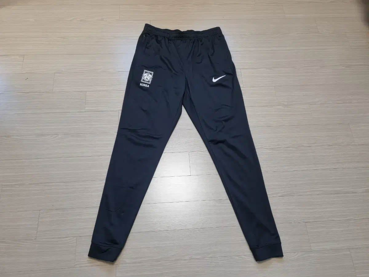 (L size) 22-24 국대 스트라이크 팬츠 새제품